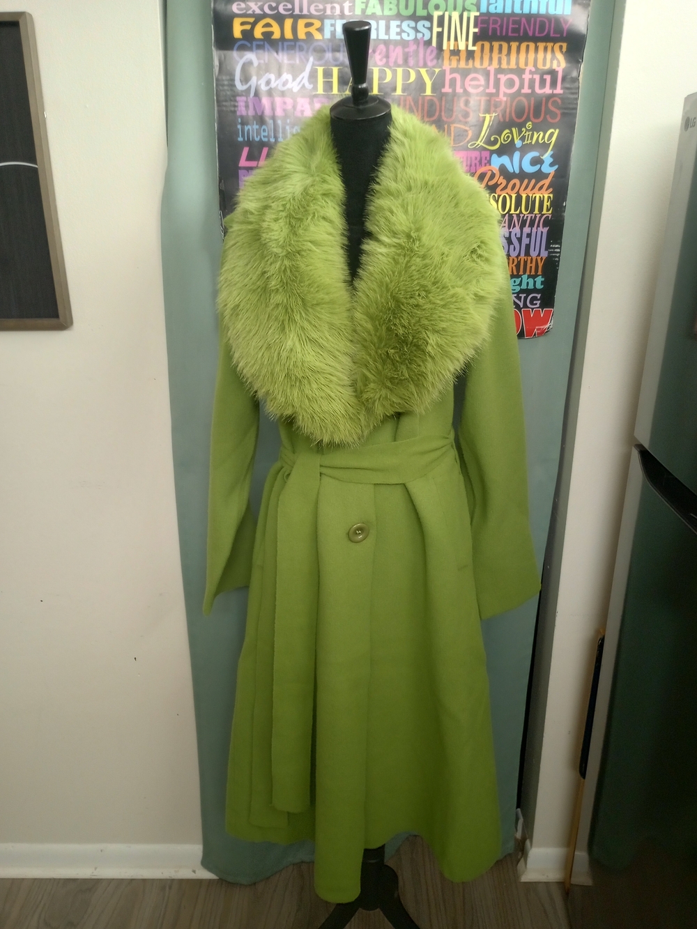 Lucious Lime Green Plush Faux Fur Collar Trench Coat!.